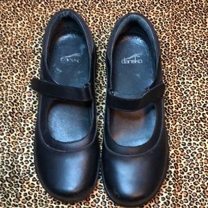DANSKO MARY JANE SHOES
